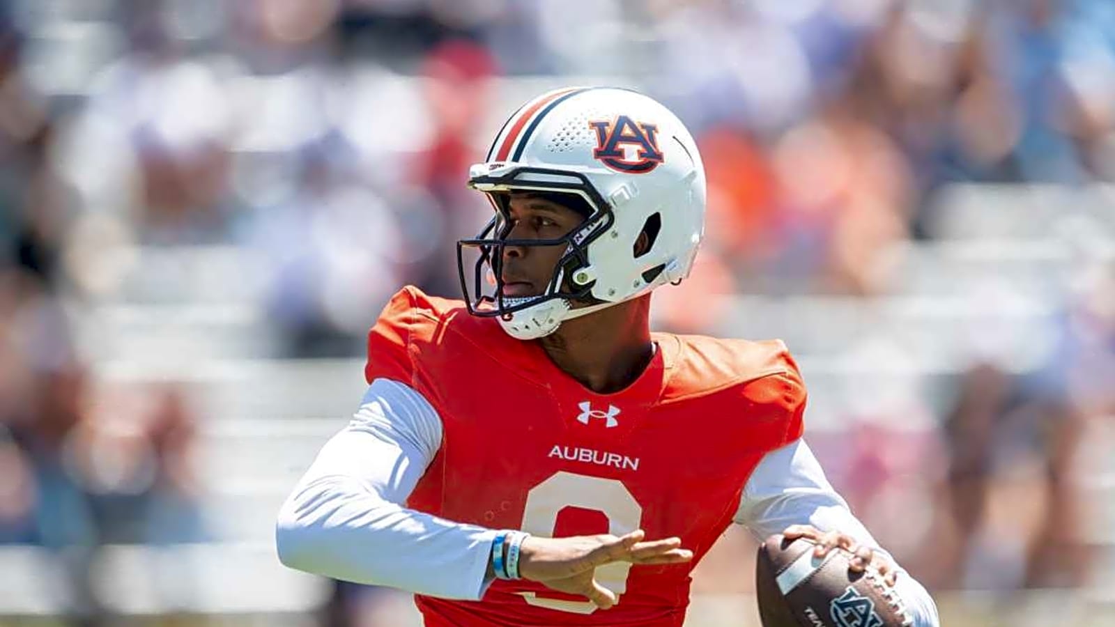 Auburn&#39;s Cam Newton Decision Ends Hopes of Five-Star Freshman Deuce Knight Wearing No. 2