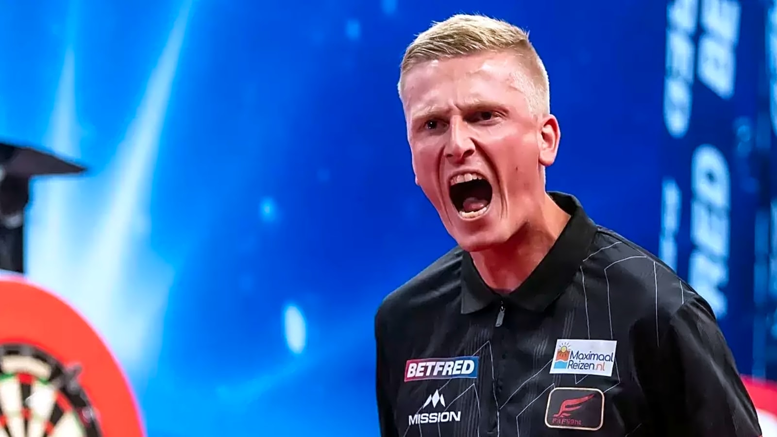 Wessel Nijman nearly throws himself into World Matchplay record books after Nathan Aspinall shock
