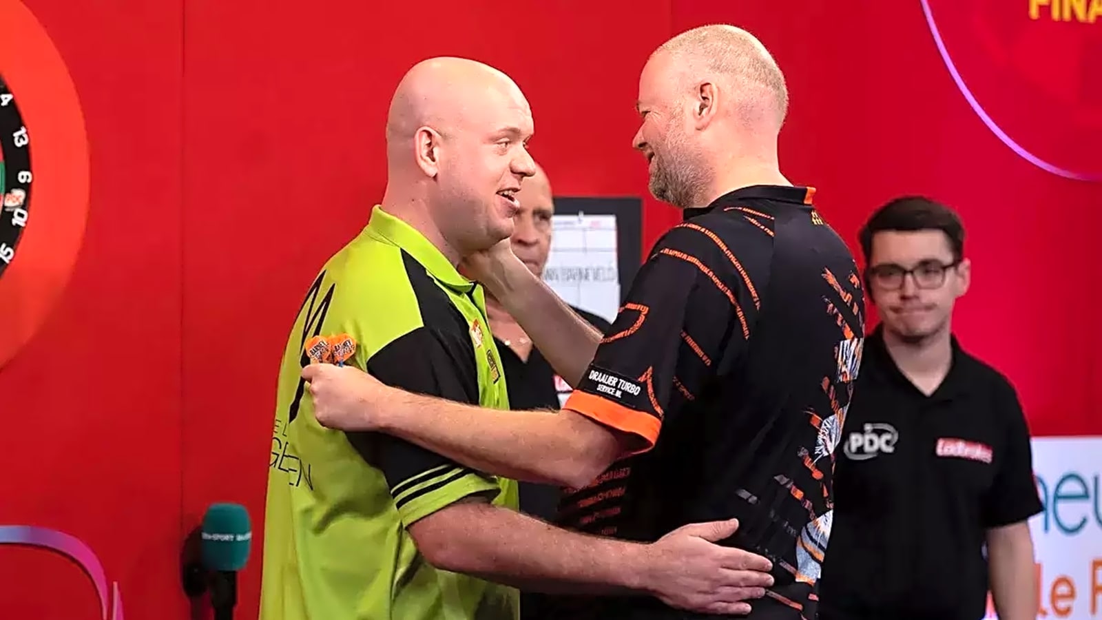 'Wouldn't wish that on anyone': Van Barneveld sympathizes with Van Gerwen after his own previous personal struggles