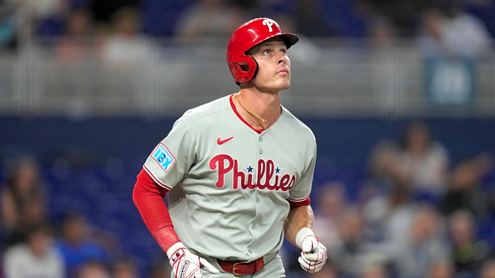 Phillies share update after Max Kepler leaves game