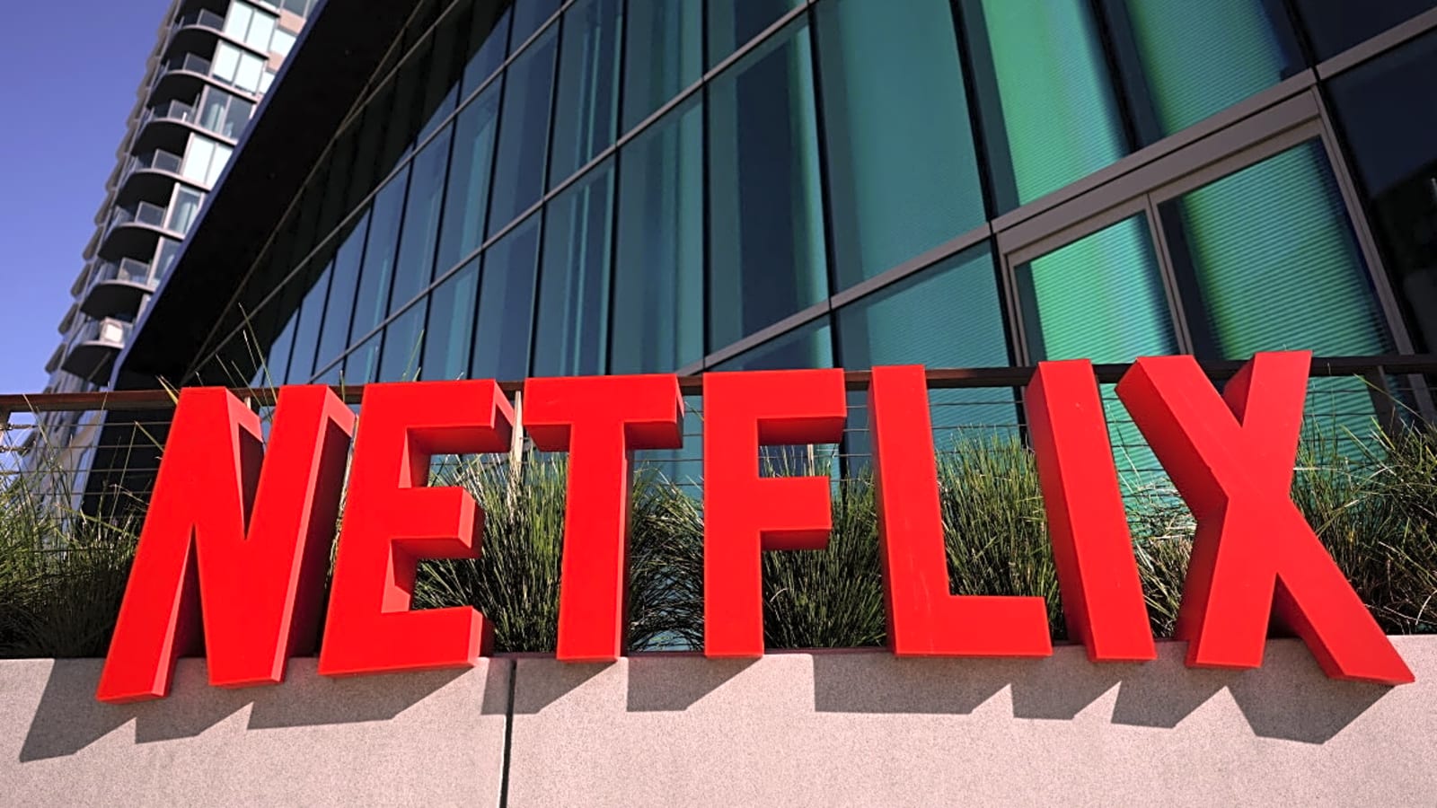 Netflix resurrects failed 2013 pilot from 'Ted Lasso' team for new series