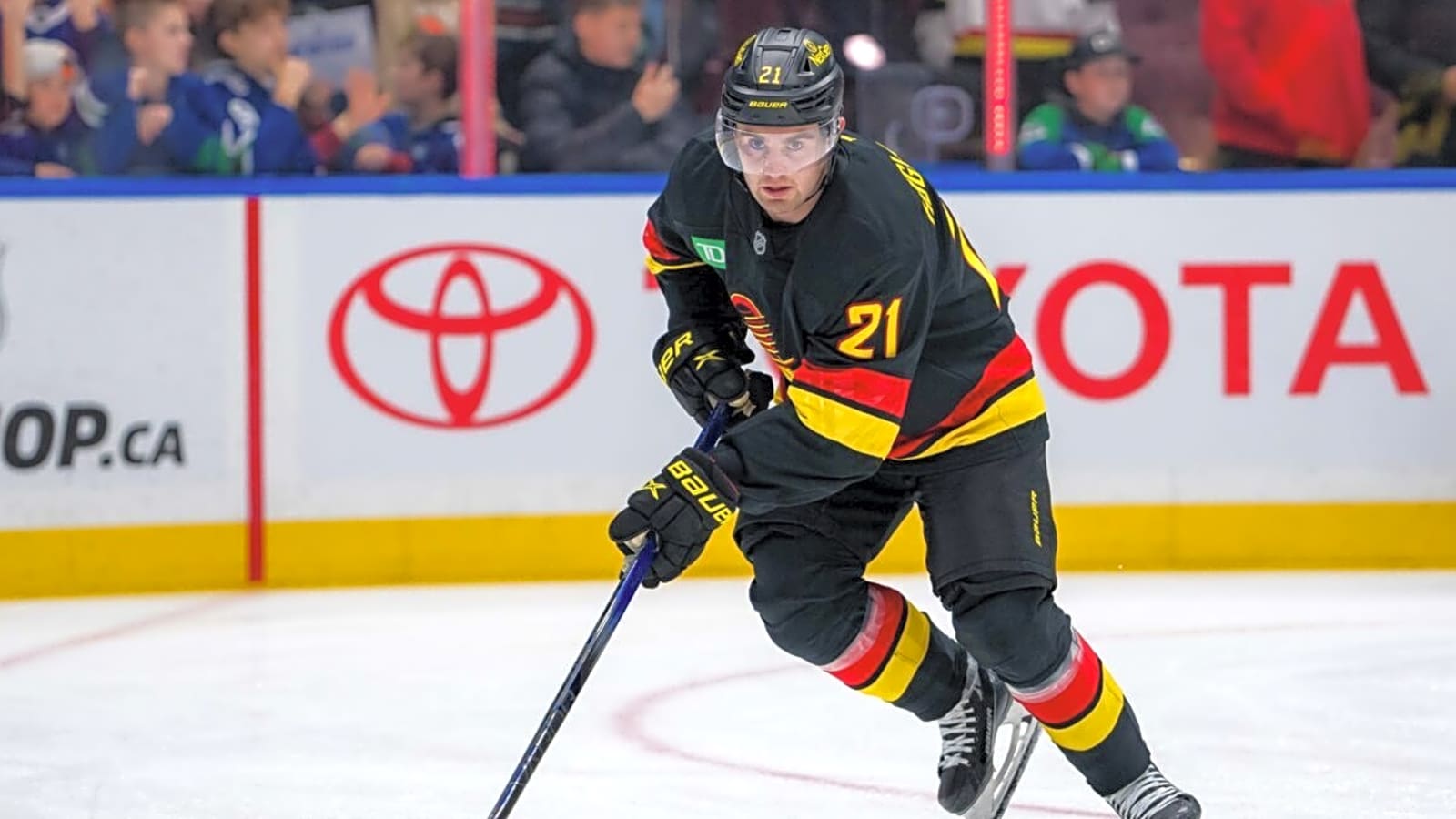 Canucks 2025-26 Player Previews: Nils Hoglander