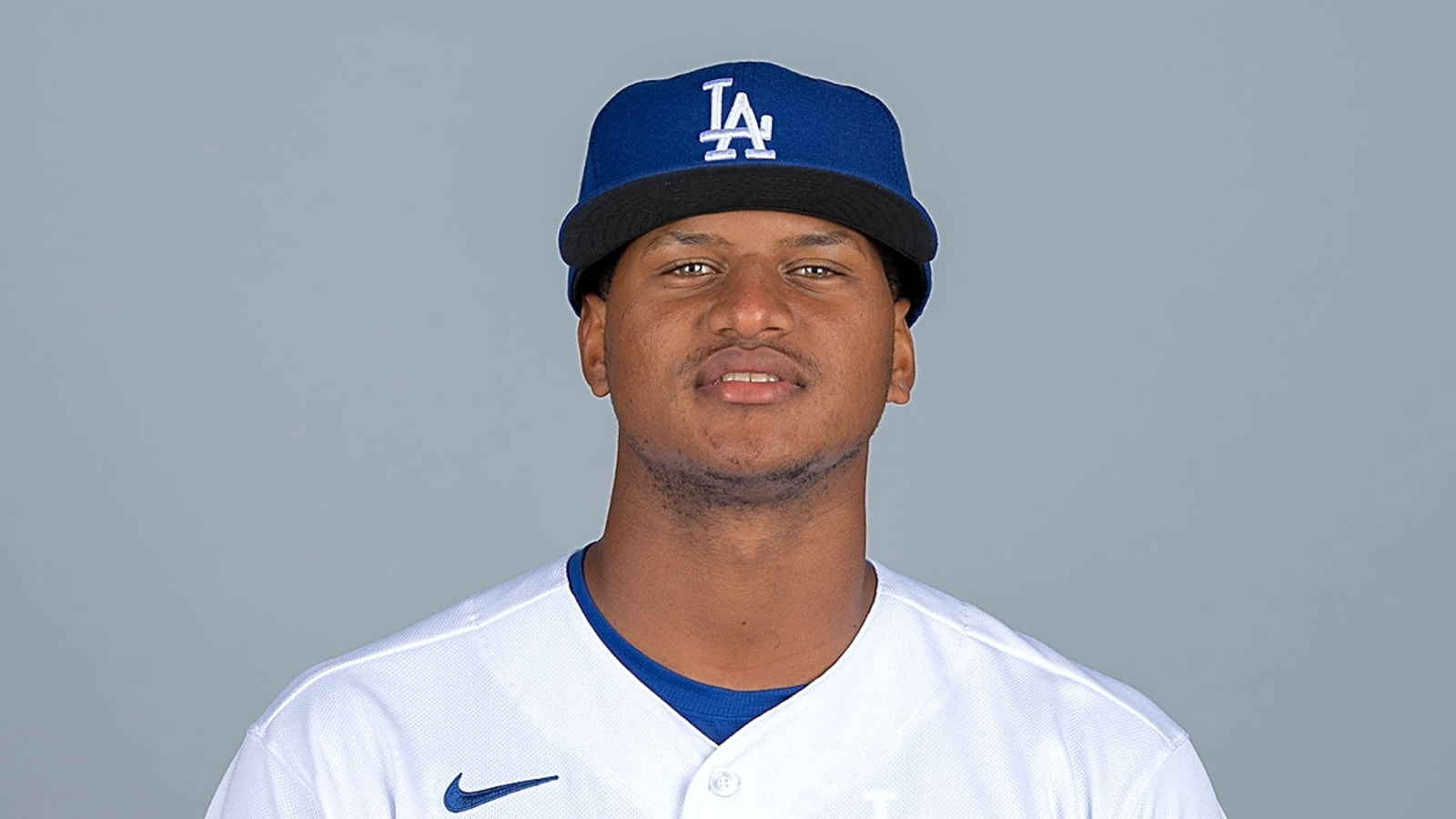 Mariners acquire lefty Robinson Ortiz from Dodgers