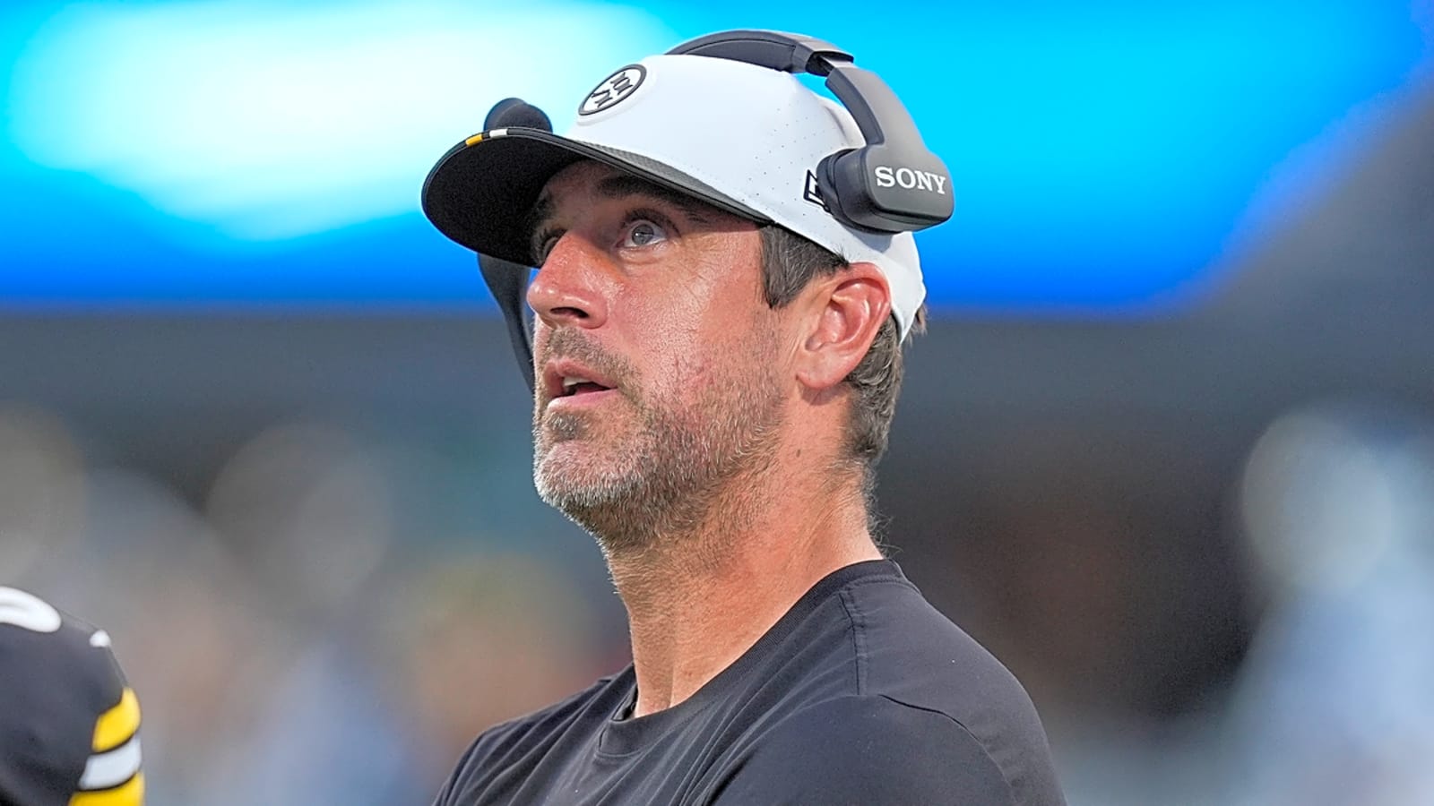 Rodgers' alleged feud with Clark gets honest criticism from former DE