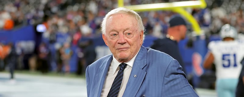 Jerry Jones addresses possible trade, loss to Ravens