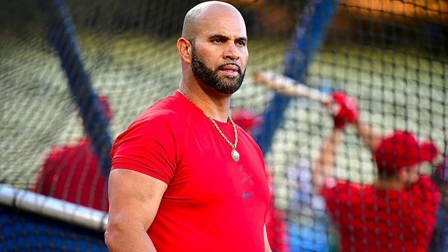 Wait, how long did Albert Pujols interview with Padres last?