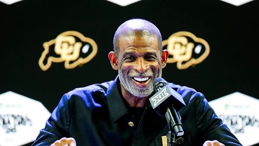 Deion Sanders Makes Bold Promise Before 2026 Season