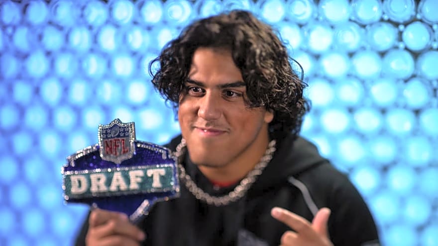 Browns Top Pick Spencer Fano Celebrates Draft Night With a Backflip Into the Pool