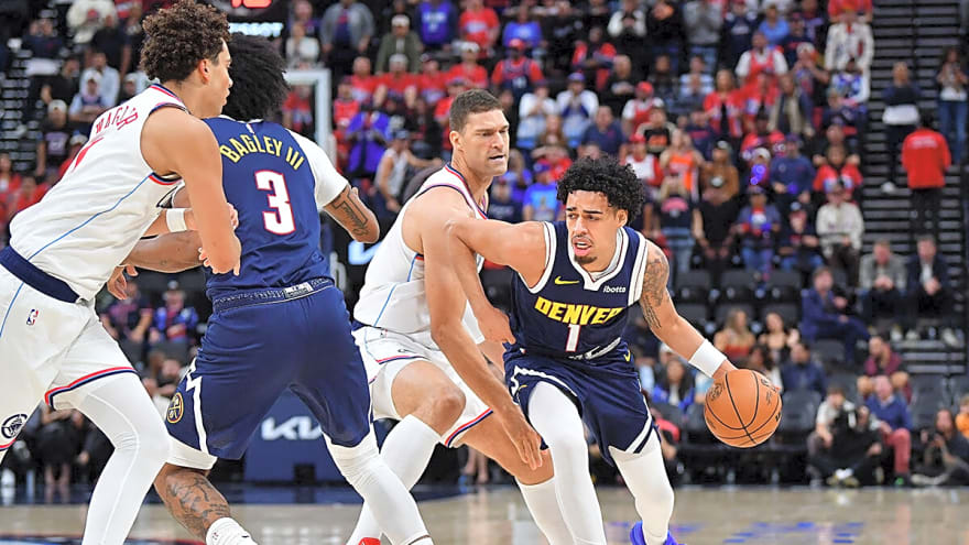 Nuggets’ Julian Strawther exits game vs. Clippers with troubling injury