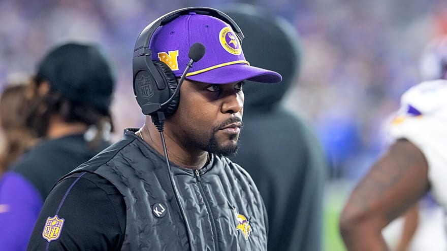 NFL insider compares Brian Flores’ defense to ‘riding a roller coaster’