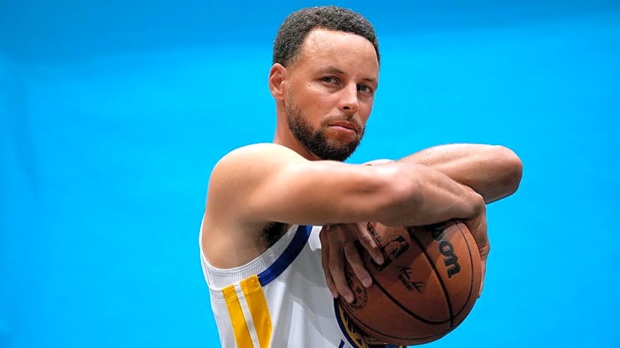 Warriors’ Stephen Curry pays heartfelt tribute to Don Nelson before preseason game vs. Lakers