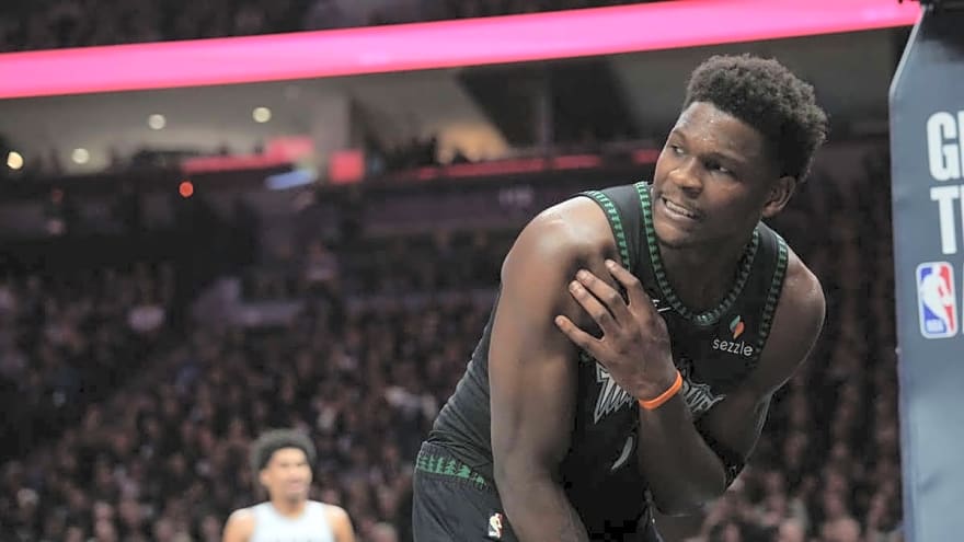 Anthony Edwards Explains His Gesture Toward Spurs Bench After Loss