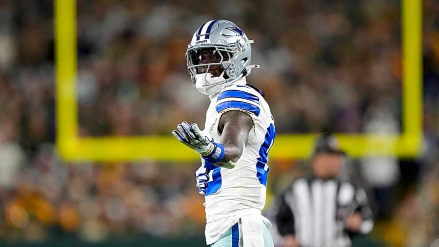 Cowboys’ CeeDee Lamb reacts to viral touchdown image featuring booing Eagles fans