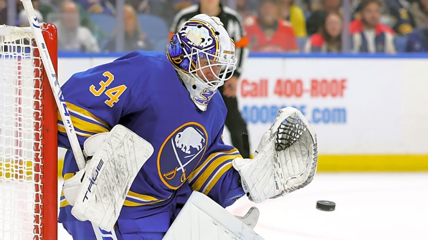 Sabres’ Alex Lyon sets new Buffalo record after beating Kings