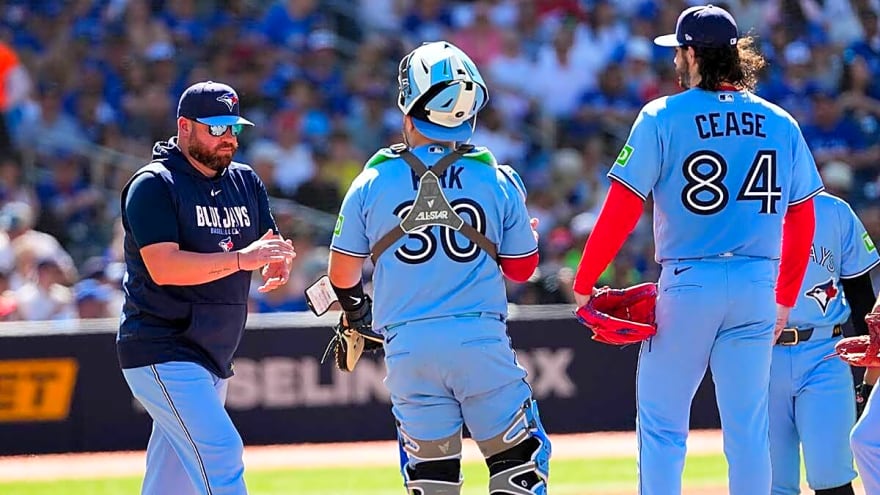 Blue Jays’ John Schneider speaks up on tricky pitching situation amid playoff push