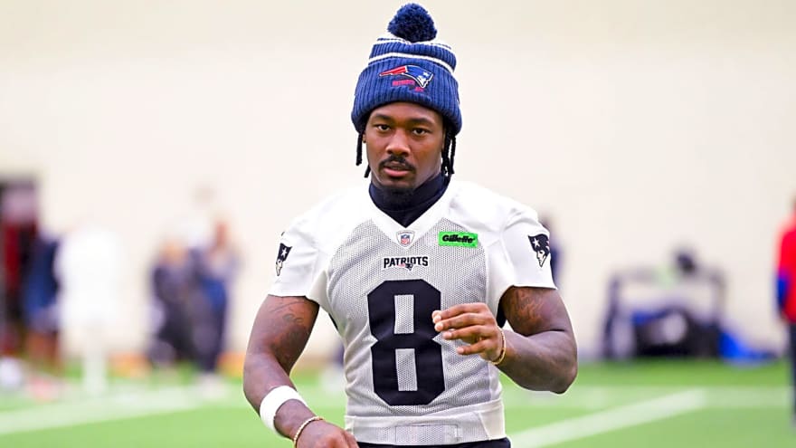 Patriots WR Stefon Diggs integrated more as Drake Maye looks to break out