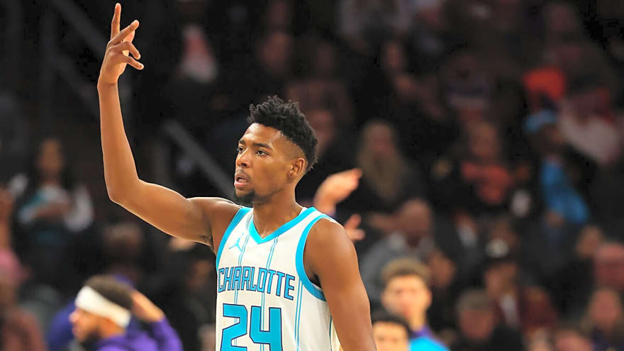 Hornets’ Brandon Miller reveals mindset behind blocking Giannis after shoulder injury return
