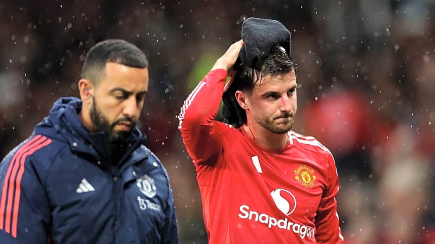 Michael Carrick Reveals Mason Mount Injury Update After Pre-Season Scare