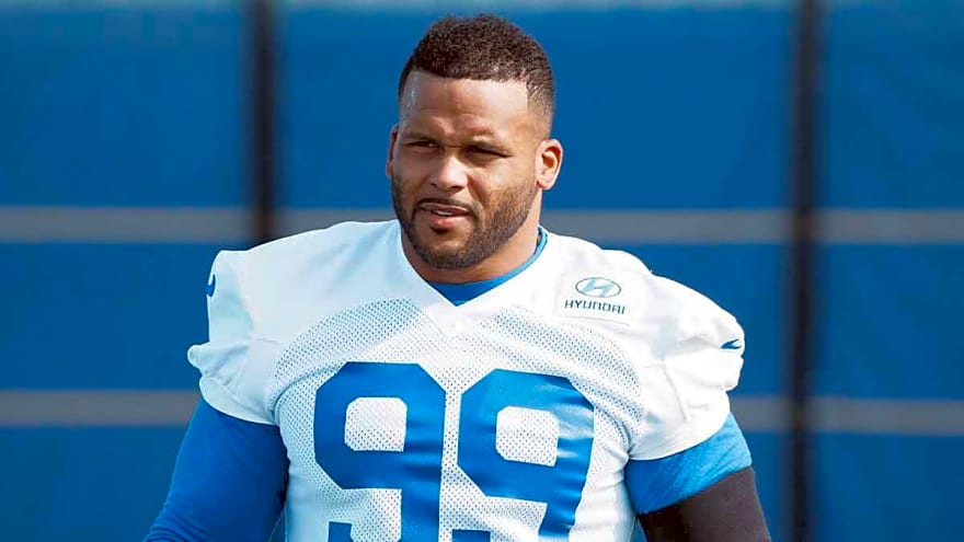 Rams rumors: ‘Work in progress’ Aaron Donald’s snap count vs. Giants remains up in the air