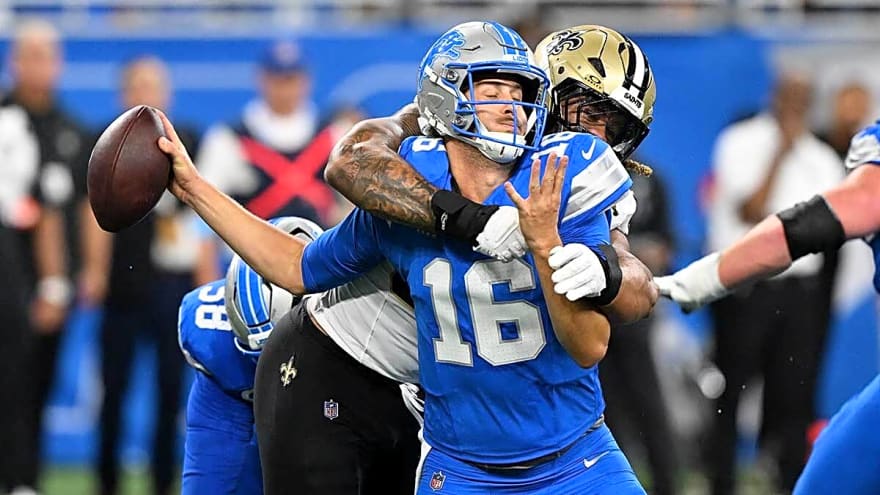 Why was Saints’ crucial strip-sack TD overturned? The rule sounds just as dumb as it looked