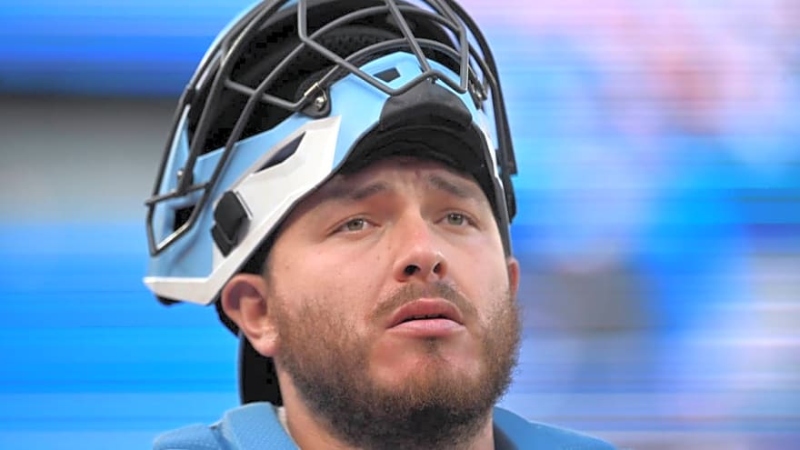 Blue Jays’ John Schneider Shares Alejandro Kirk Injury Update