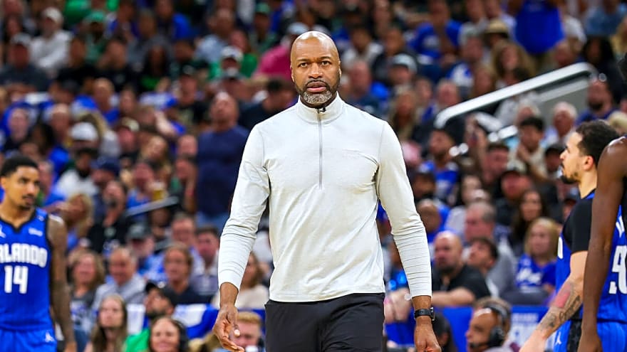 Jamahl Mosley’s joke a good sign after health scare vs. Knicks