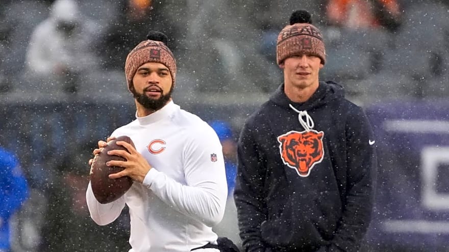 Will Tyson Bagent or Case Keenum Start for Bears in Wake of Caleb Williams Injury
