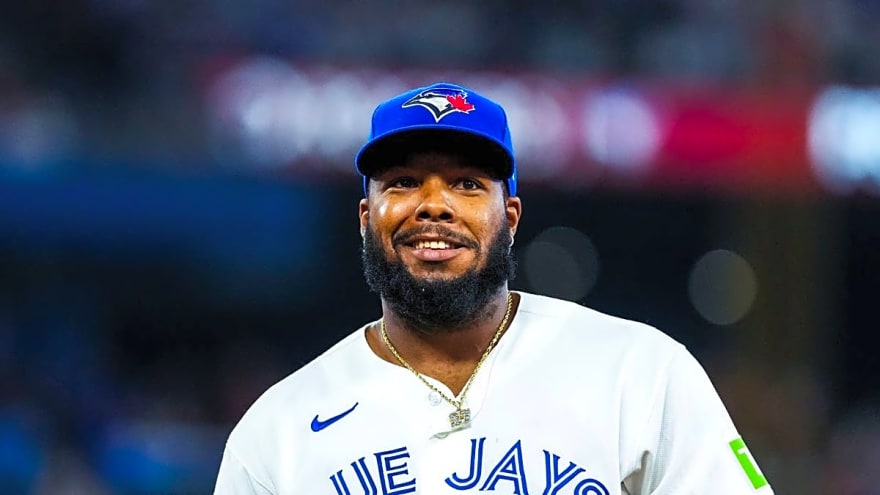 Vladimir Guerrero Jr.’s Net Worth, MLB Salary, Bonuses, and Endorsements