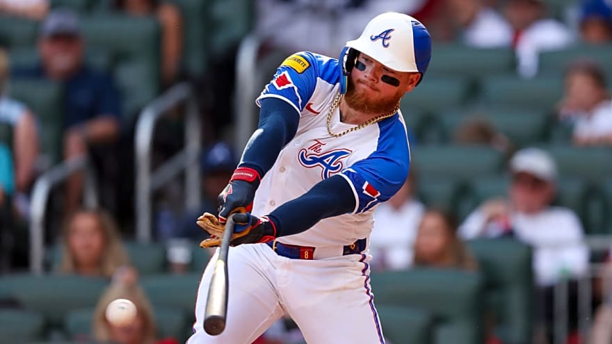 Braves release ex-Yankees, Dodgers outfielder