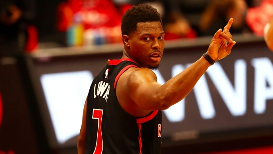 Watch Raptors legend Kyle Lowry receive key to city in Toronto