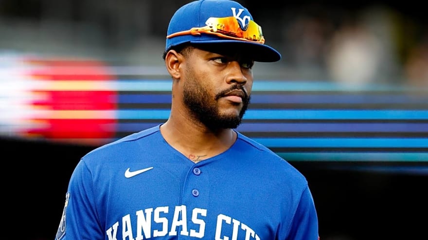 Royals Announce Maikel Garcia News After Leaving Orioles Game