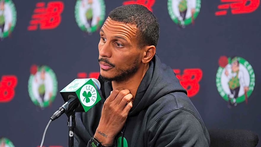Joe Mazzulla hits Celtics with disclaimer warning on high training camp vibes