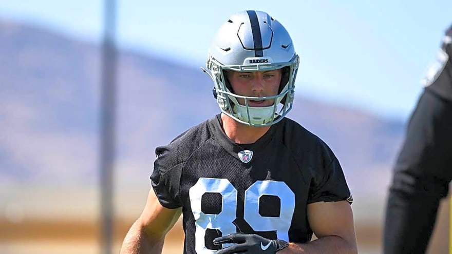 Raiders’ Brock Bowers still not practicing ahead of Week 2 after knee surgery