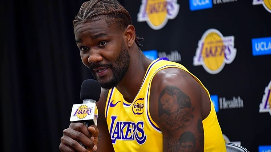 Deandre Ayton Reveals LeBron James' Serious Warning for Lakers
