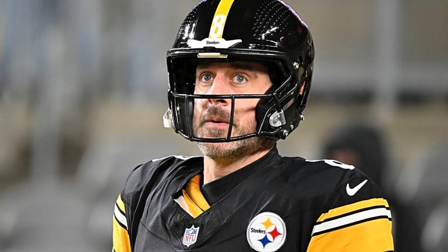 NFL Analyst Calls Steelers’ Aaron Rodgers Decision a ‘Trap’