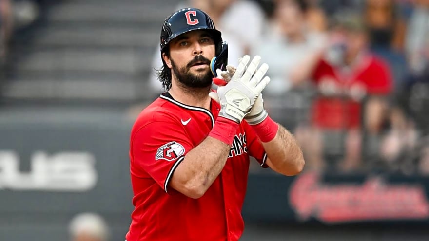 Austin Hedges Makes Feelings Clear on MLB Future After Guardians Elimination