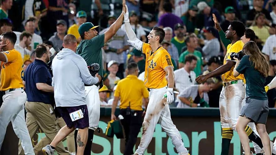 Athletics’ Tyler Soderstrom ends big night with walk-off hit vs. Braves