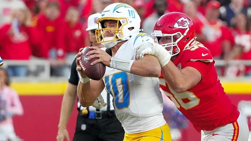 Matthew Stafford's Rams Outrank the 0-6 Chargers in 11 of 12 Analytics Categories