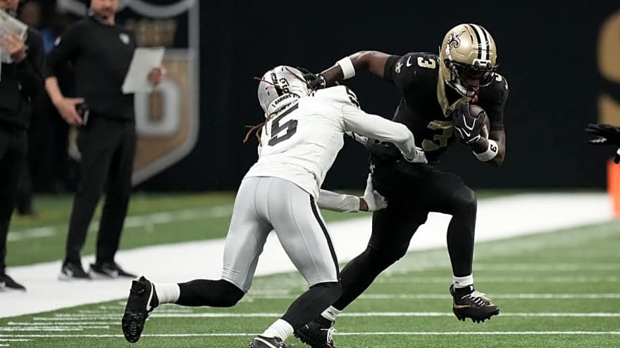 Saints Have to Be Regretting Signing $47M RB Travis Etienne After Brutal Start