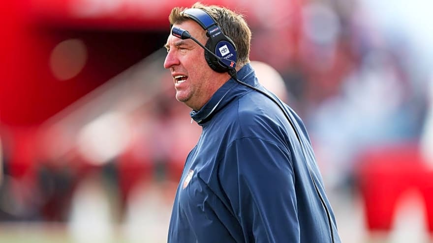 Bret Bielema, Illinois Lose Nation’s No. 9 QB Recruit Amid College Football Offseason