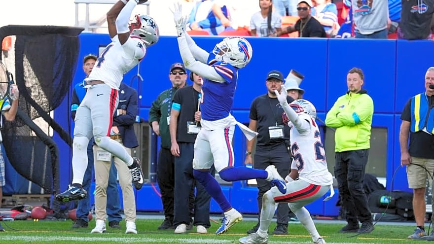 4 Overreactions to Bills' Loss to Patriots in Week 4, Including Joe Brady's Play-Calling