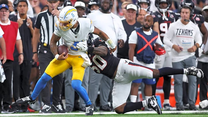 One Ranking Says Trey Lance Making Less Than Minnesota's QB3 Is a Red Flag