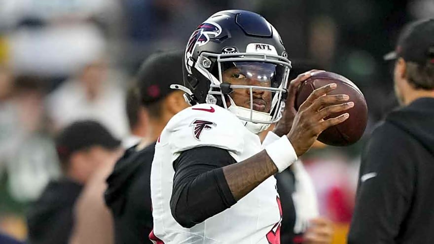 Watch Michael Penix Jr. get picked off on 1st drive of Falcons vs. Packers