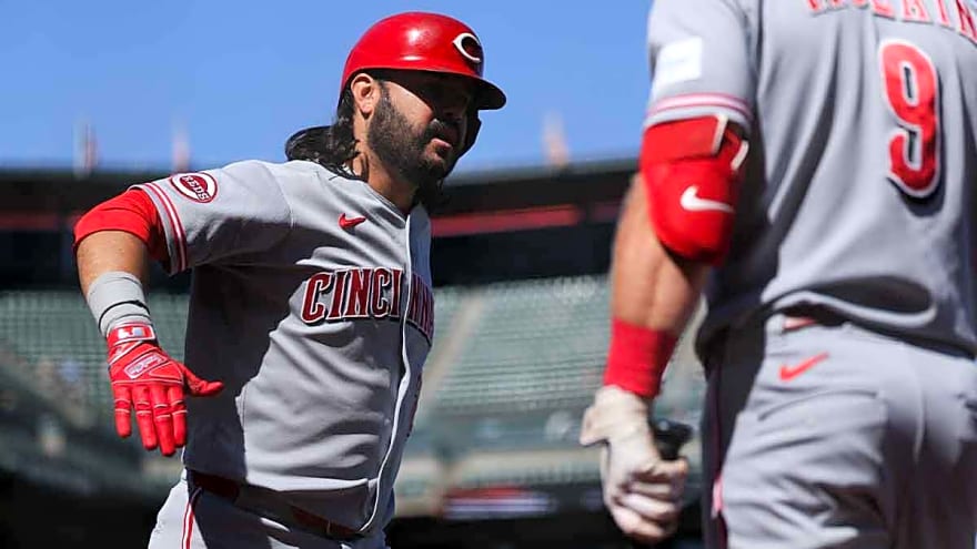 Reds put Eugenio Suarez on waivers after hitting grand slam