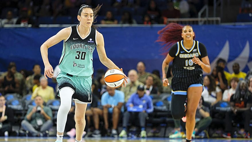 Liberty’s Breanna Stewart having MRI on injured knee after Game 1 win