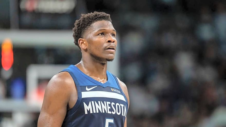 Anthony Edwards Shares Injury Update After Game 1 Against Spurs