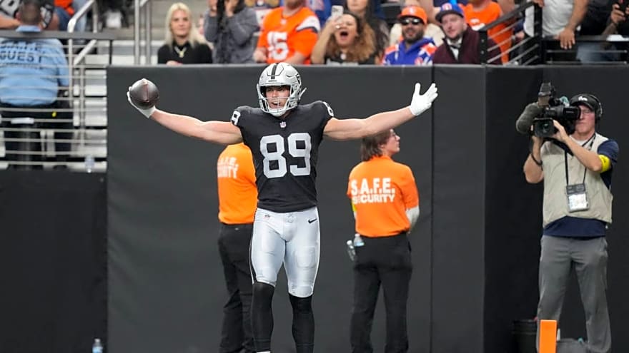What Brock Bowers’ Potential Return Means for Ashton Jeanty and the Raiders’ Offense