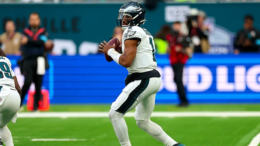 Michael Robinson apologizes for ‘unfounded’ comments on Eagles QB Jalen Hurts’ situation