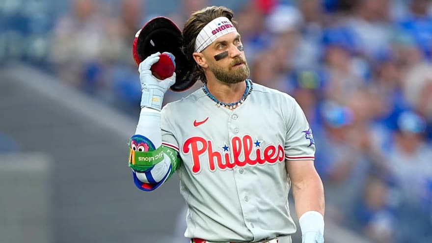 Phillies Facing Bryce Harper Decision After Season-Ending News
