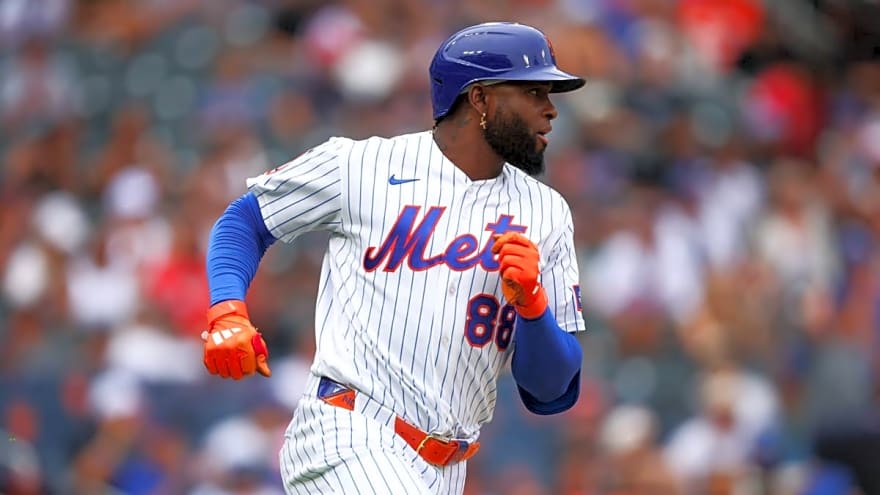 Blue Jays Urged to Make Luis Robert Jr. Move After Mets Decision